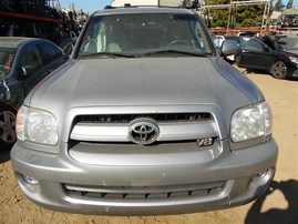 2007 Toyota Sequoia SR5 Silver 4.7L AT 4WD
